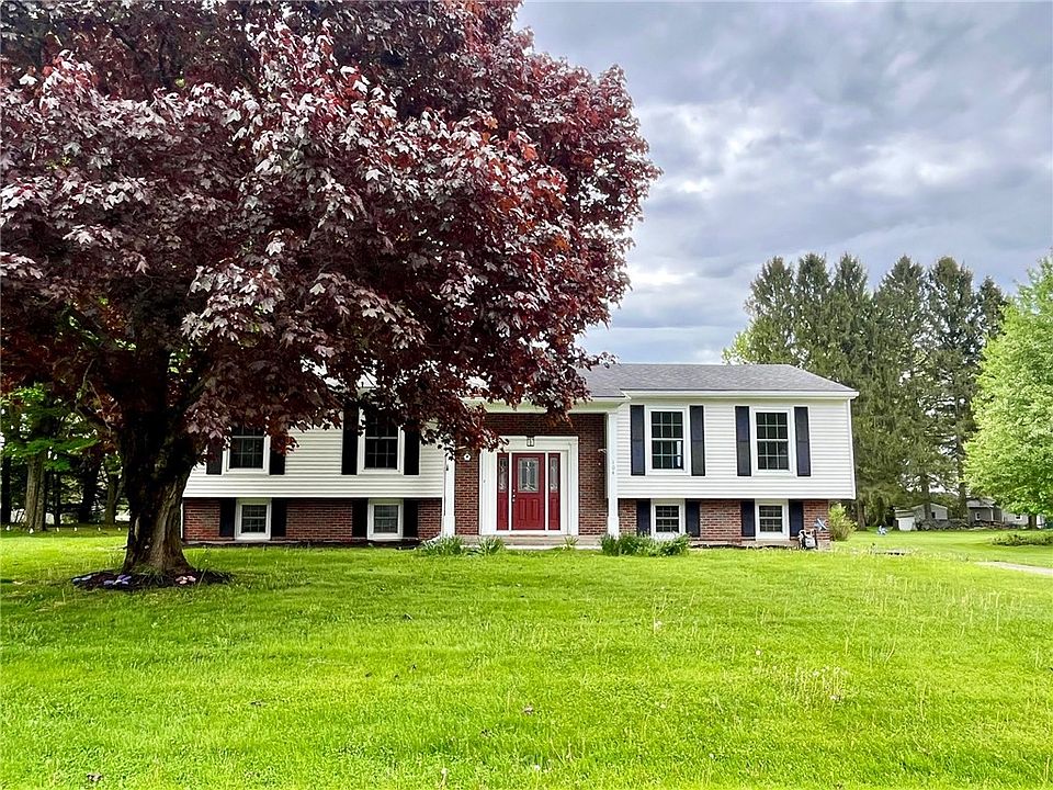 1st image of 104 Valley View Dr