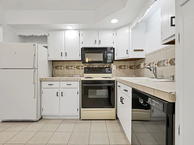 5535 W Saint Joe Hwy #B3 — Photo 6