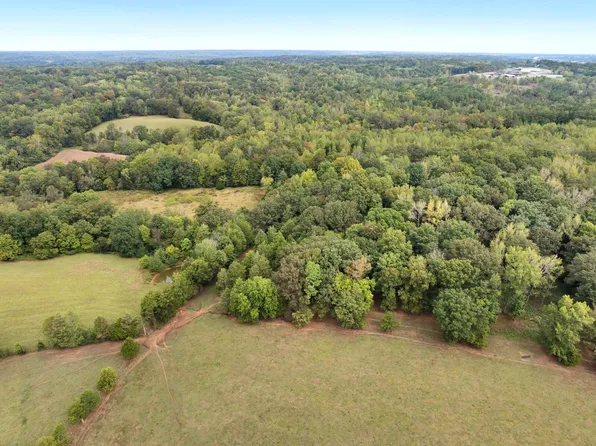820 New Rd, Clarksville, TN 37040