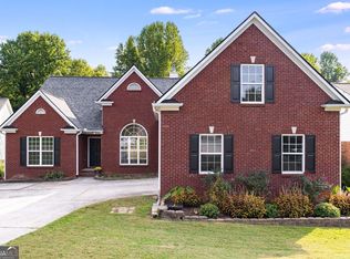 180 Bent Ridge Dr S, Dawsonville, GA 30534