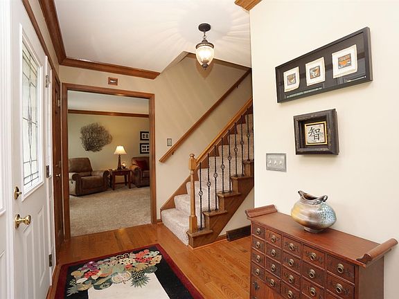 3rd image of 7020 Willowood Dr
