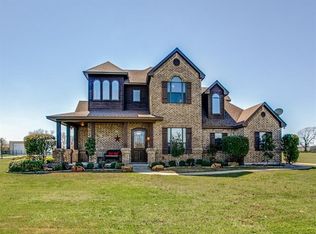 421 Ridgecrest Pl, Sanger, TX 76266