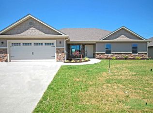 3705 Flatwater Dr, Columbia, MO 65202