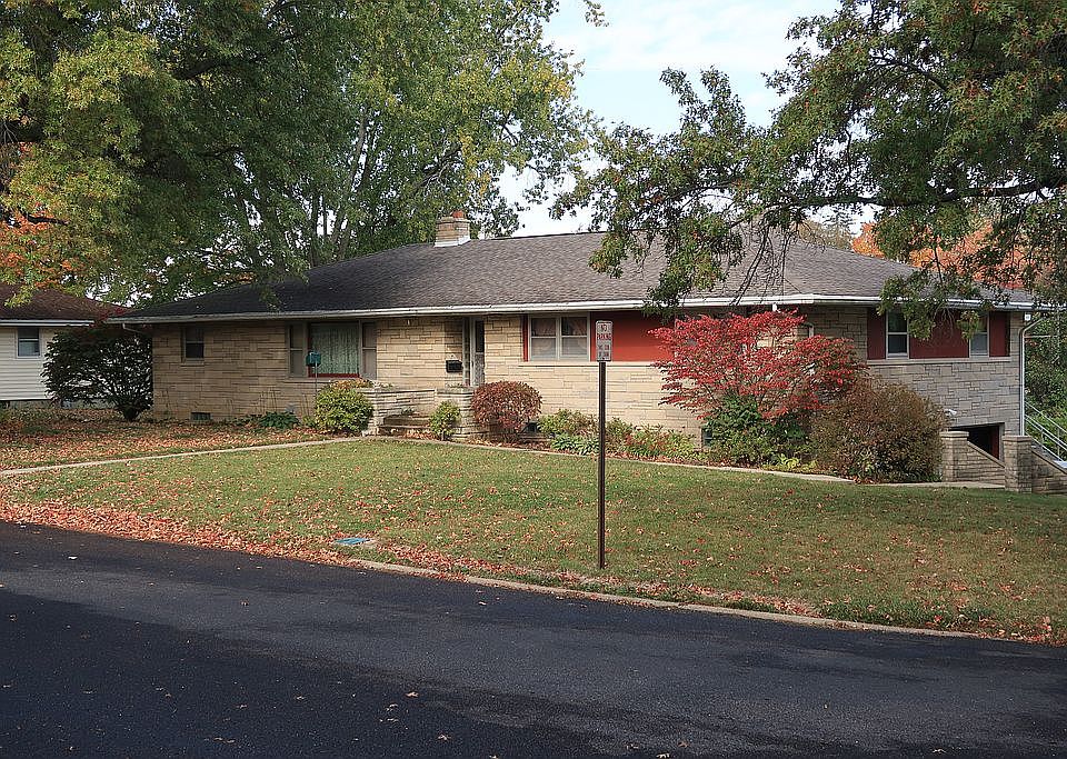 1st image of 503 W Crestwood Dr