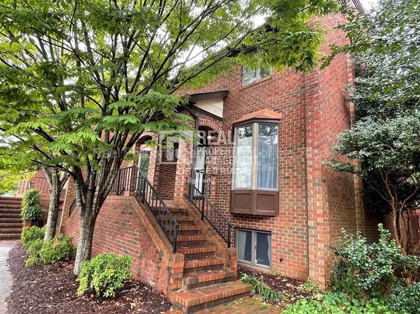 621 Walker Ave Unit D, Greensboro, NC 27401