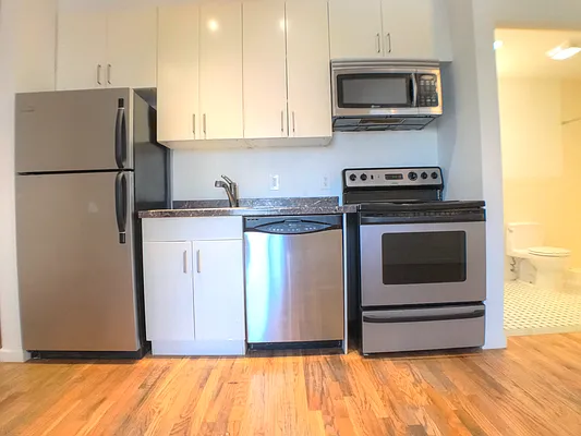 Rented by Highline Residential | media 6