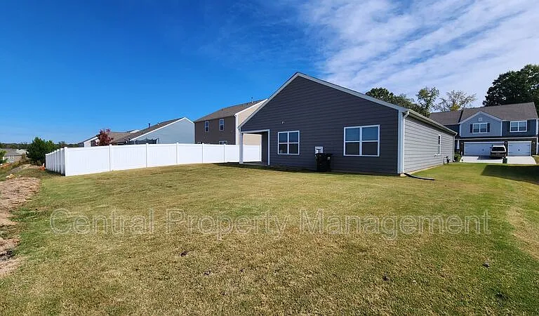 731 Liberty Walk Ln — Photo 28