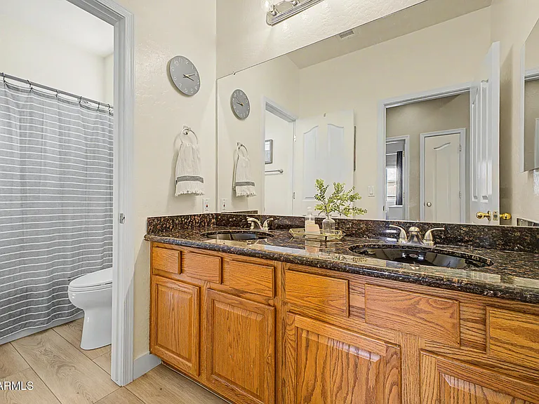 3090 E Harvard Ave — Photo 21