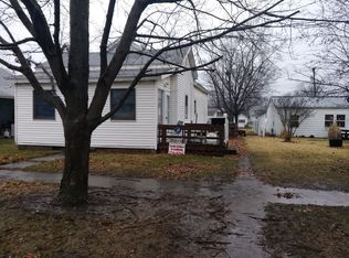 2308 Moultrie Ave, Mattoon, IL 61938