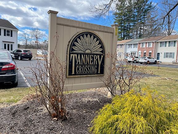 2nd image of 25 Tannery Rd #6A