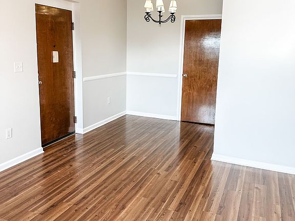 4th image of 1211 Highland Ave APT 302