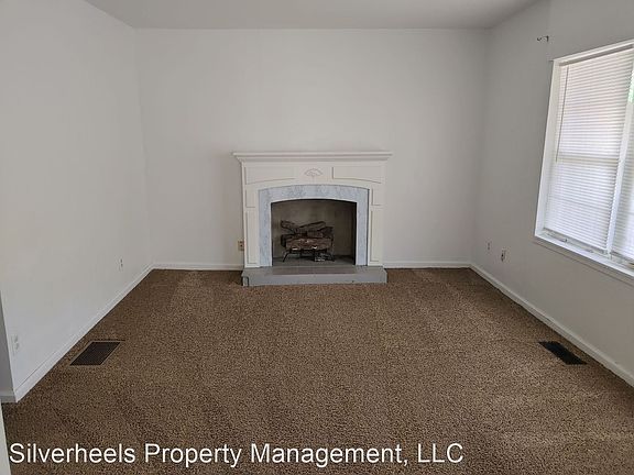 4th image of 3927 11th Ave