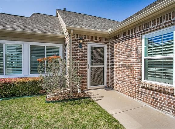 3rd image of 2601 Marsh Ln Unit 152