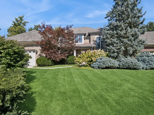 857 Country Club Ln, Northbrook, IL 60062