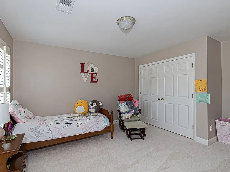7 Bridgecreek Ct — Photo 17