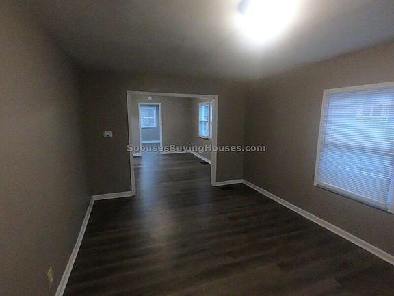 2nd image of 3841 E 31st St