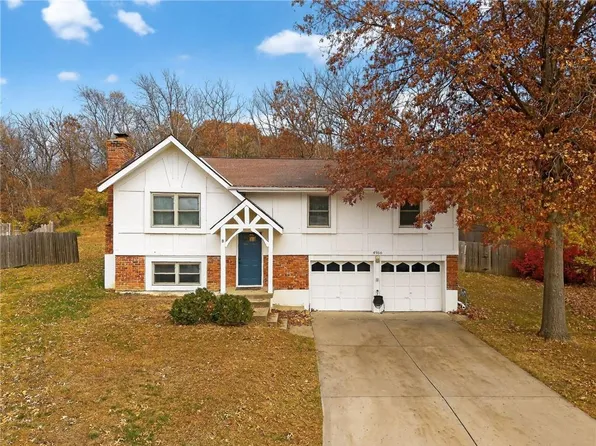 4956 N Revere St, Kansas City, MO 64152