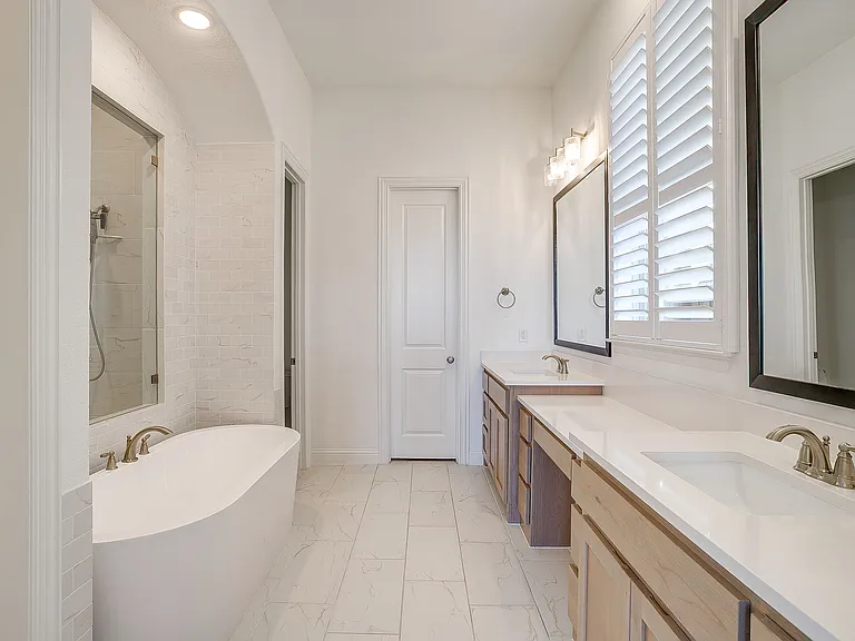 14328 Capridge Rd — Photo 10