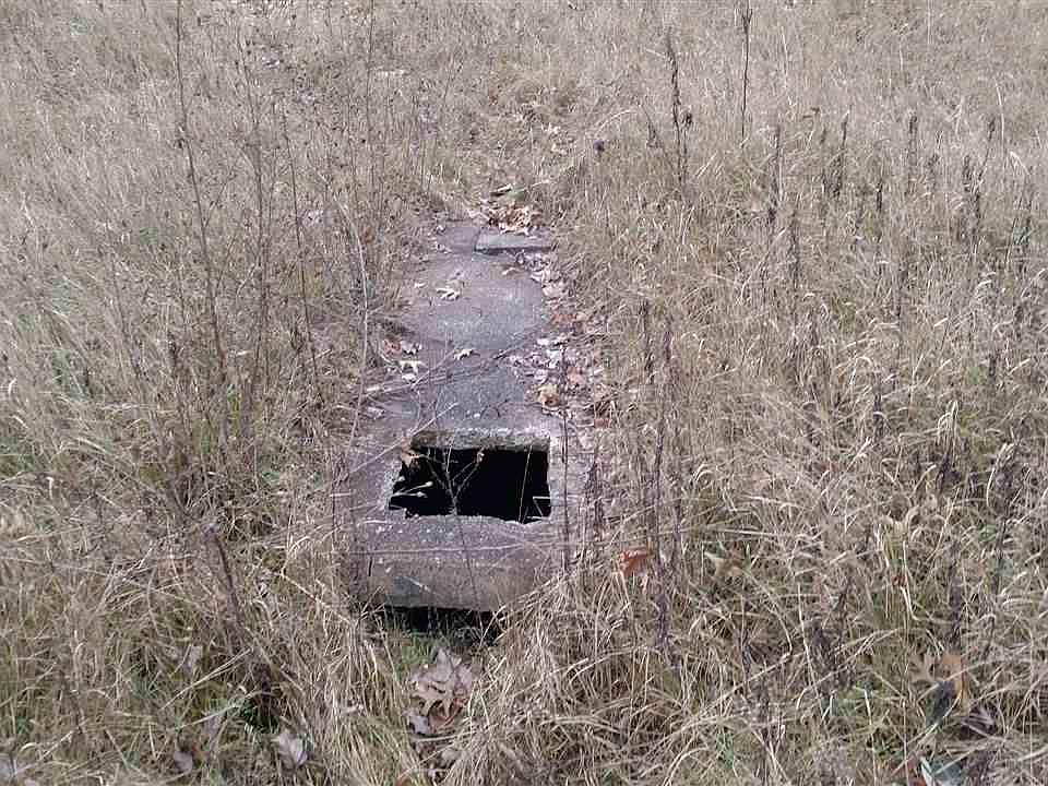 2nd image of 20689 W Burt Rd