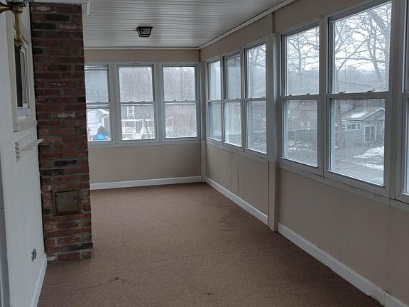 Private 3 season porch