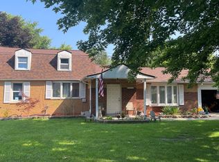 23004 Kensington St, Taylor, MI 48180