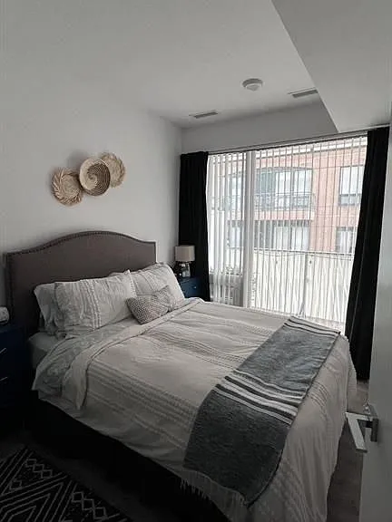 42 Charles St E #1007 — Photo 5