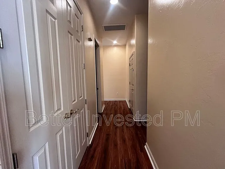 2423 Guerneville Rd — Photo 15
