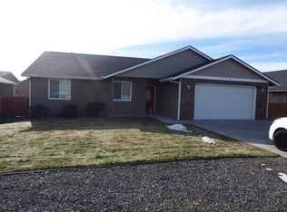 610 4th Ave, Dallesport, WA 98617