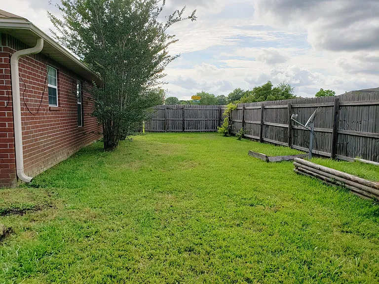 5018 Audrey Sue Cir — Photo 46