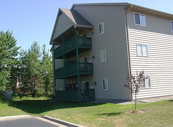 2nd image of 8529 Parkvilla Dr APT 306