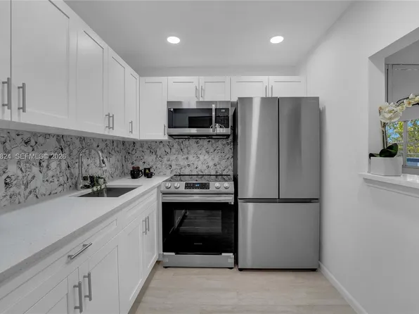 4035 Durham Cir #B, Deerfield Beach, FL 33442