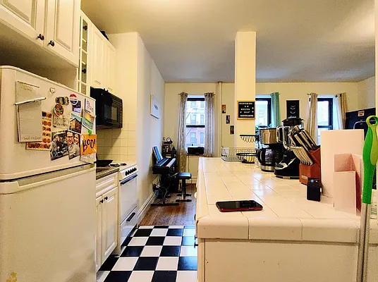 Rented by REAL New York | media 4