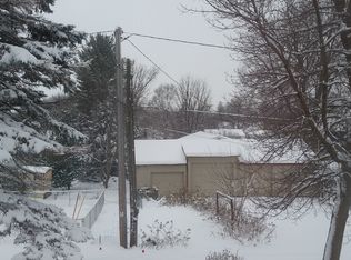 915 E Lake St, Horicon, WI 53032