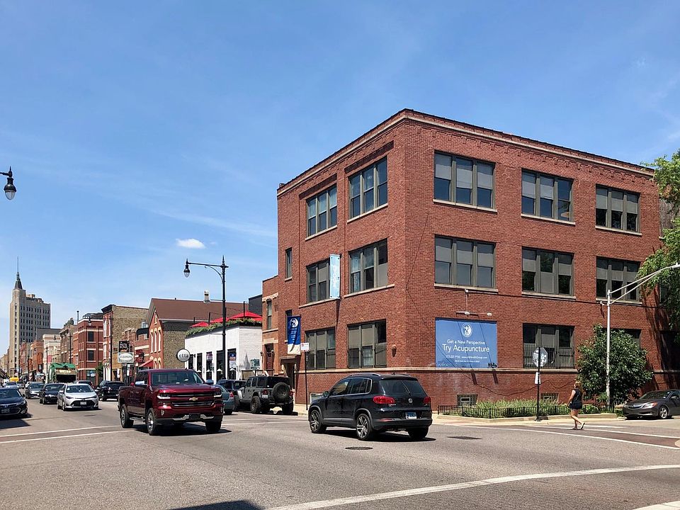 1st image of 1836 W North Ave #3