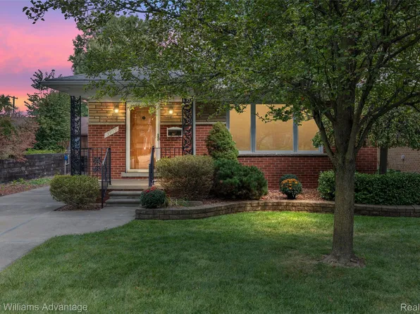 3979 Grindley Park St, Dearborn Heights, MI 48125