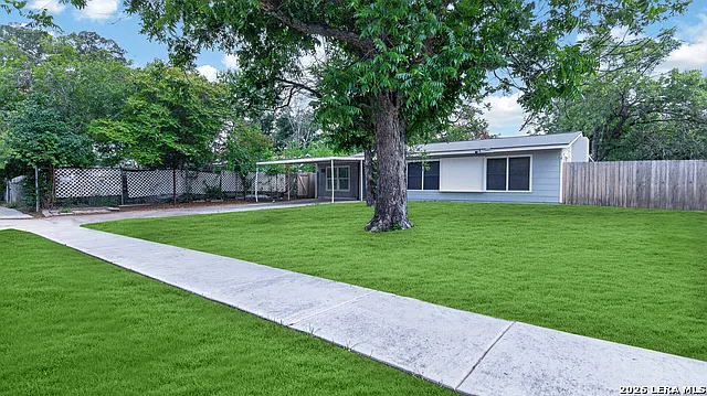 4 bed, 1645 sqft, $1,725 — Photo 2