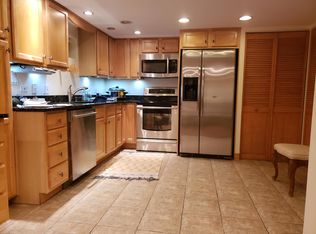 5004 N Parkside Ave #BASEMENT, Chicago, IL 60630
