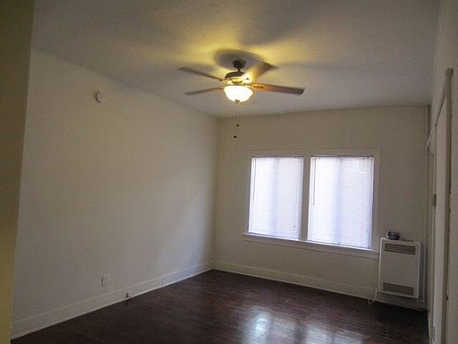 3rd image of 965 N Vendome St APT 203