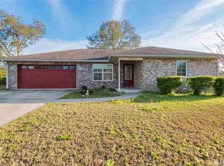 25177 SW 20th Pl, Newberry, FL 32669