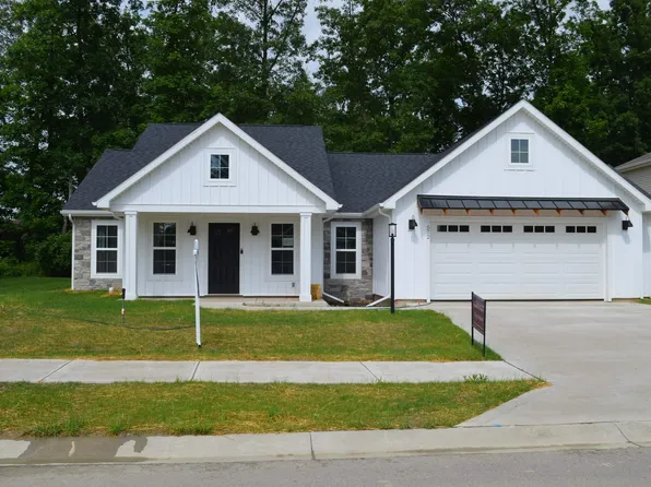 572 Valley River Dr, Columbia City, IN 46725