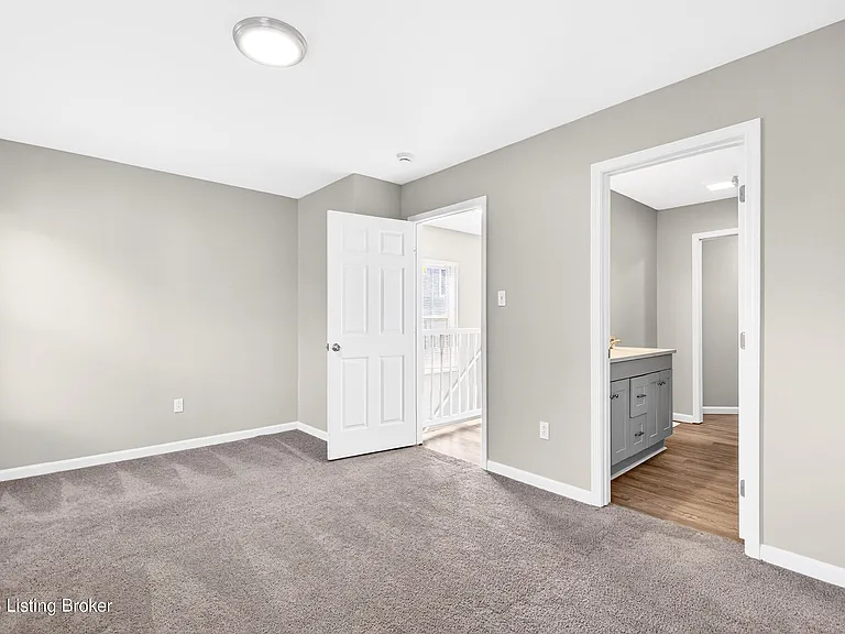 718 Camp St — Photo 31