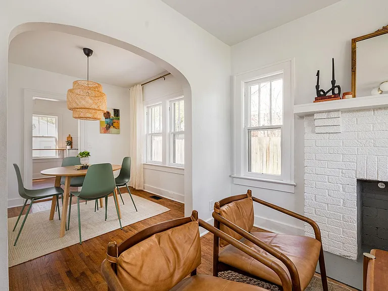 Formal dining room for your delight!