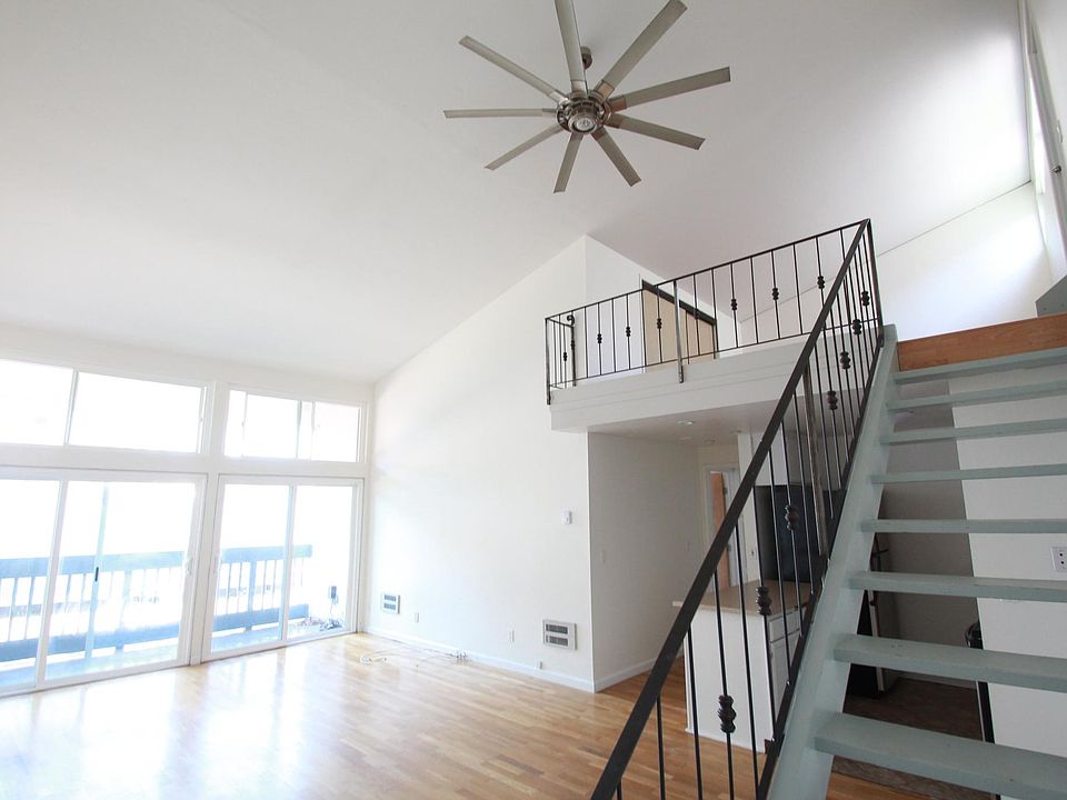 1st image of 601 S Prospect Ave Unit 304