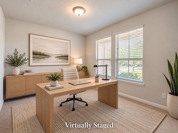 5th image of 300 Oakbluff Dr