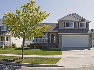 1914 N Aladdin Rd, Greenacres, WA 99016