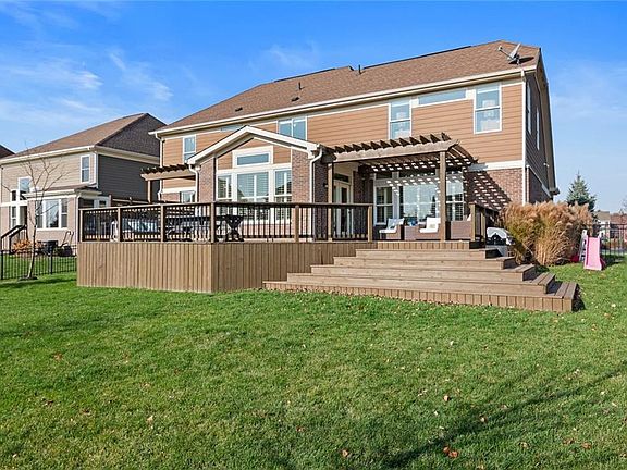 5th image of 4957 Sweetwater Dr