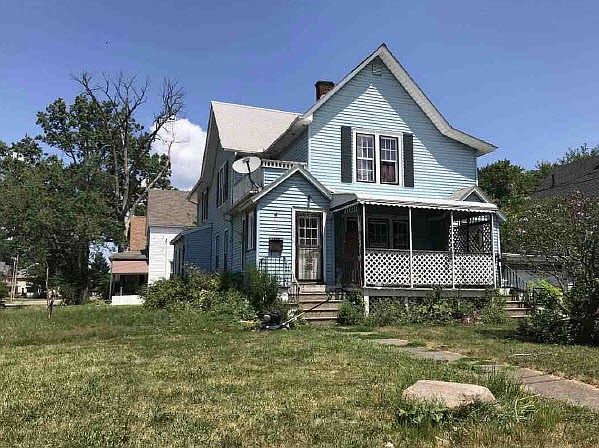 1st image of 1236 W 7th St