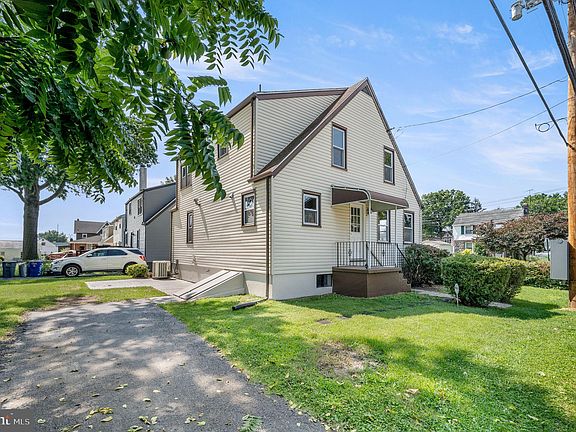 3rd image of 336 Folsom Ave