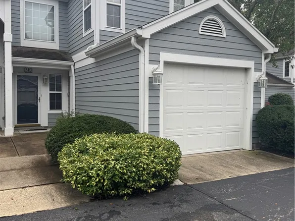 310 Elmwood Dr #310, Springboro, OH 45066