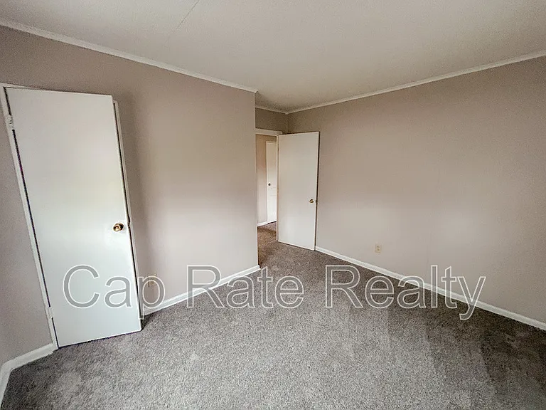3210 E 12th Ave — Photo 9